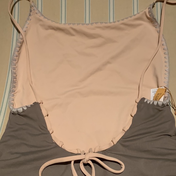 BOND-EYE AUSTRALIA REVERSIBLE ONE PIECE BATHING SUIT GORGEOUS SAND/MOCHA SIZE 6 - Picture 9 of 12